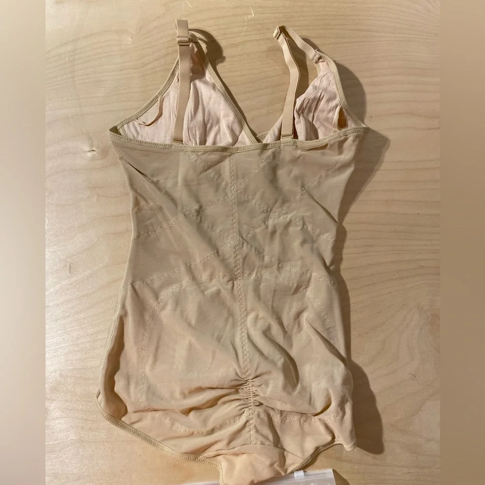 Irisnaya Beige Shaping Bodysuit Medium NWOT (OO)